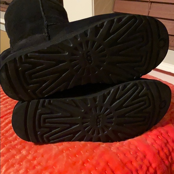 UGG Classic Tall Boots - Picture 3 of 6